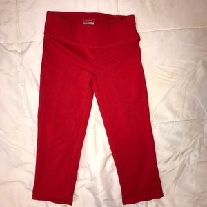 Red workout leggings (knee length)